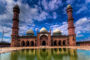 الإمبراطورية الإسلامية ومعالمها التاريخية والأثرية في الهند